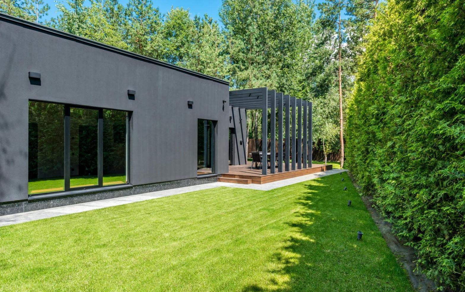 Эксперты Domresta Falmiri проводят практическое занятие по переговорам